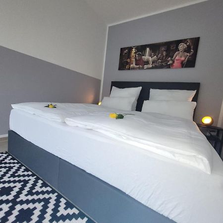 Ferienwohnung Holzland Бад Клостерлаусниц Екстериор снимка