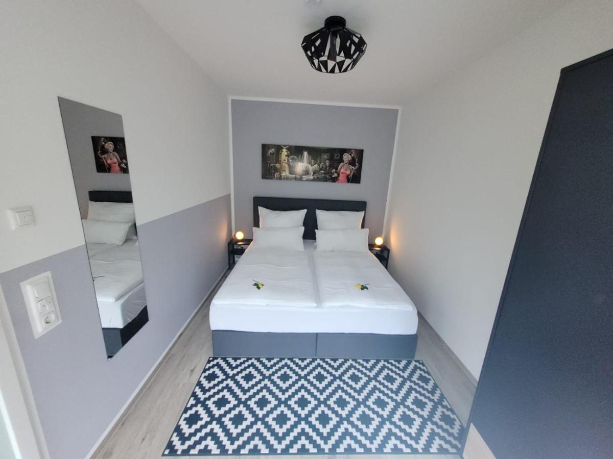 Ferienwohnung Holzland Бад Клостерлаусниц Екстериор снимка
